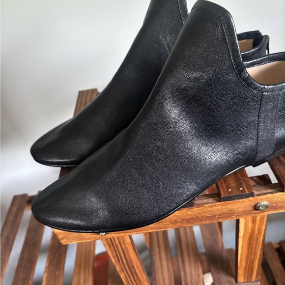 House of Harlow 1960 Black Leather Ankle Boots - Picture 4 of 10